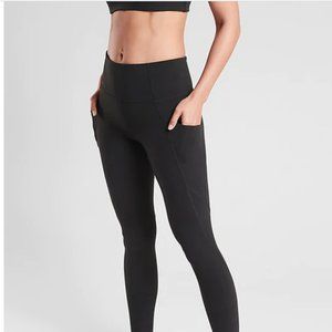 Athleta Salutation Stash Pocket Tight Size S